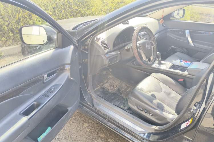 Used CHANGAN Raeton 2013 1.8T Automatic Flagship Model China IV Standard