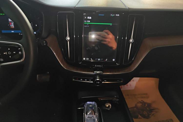 Used Volvo XC60 2024 B5 4x4 Smart Luxury Edition