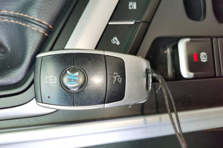 Used Geely Auto Vision X6 2018 1.4T CVT 4G Connected Flagship Edition