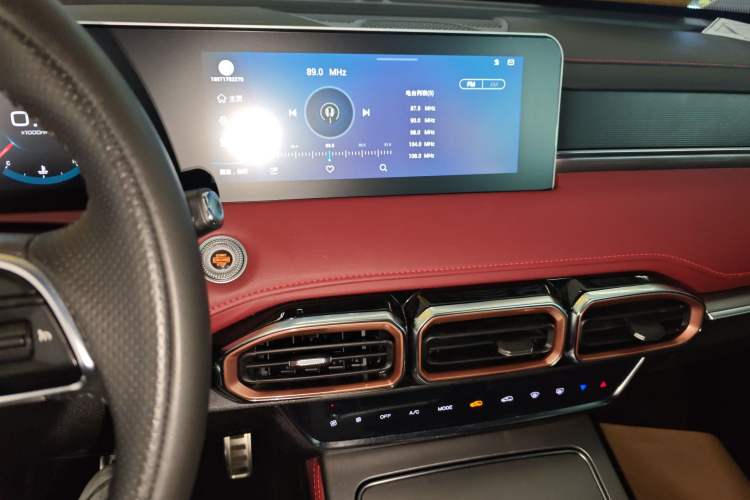 Used JETOUR X70 PLUS 2022 1.5T DCT Luxury Edition 5 Seats