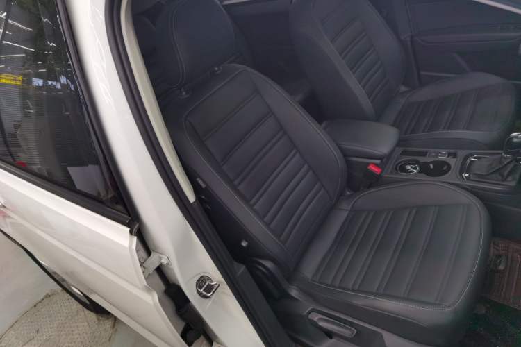 Used Volkswagen Touran 2018 Volkswagen Touran L 280TSI DSG Comfort Edition 7 Seats China V Emission Standard