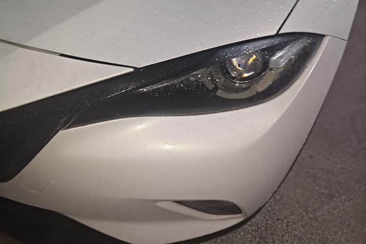 Used Mazda CX-4 2018 2.0L Automatic Two-Wheel Drive Blue Sky Exploration Version China V Standard Left Front Headlight