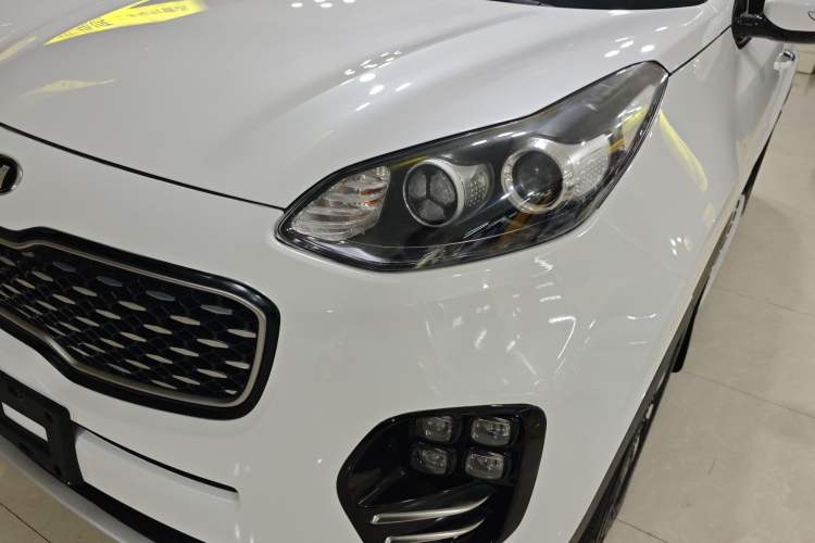 Used Kia KX5 2016 1.6T Automatic Two-Wheel Drive Premium Left Front Headlight