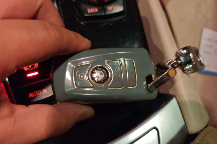 Used BMW 5 Series GT 2015 535i Luxury Edition