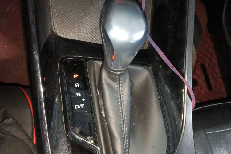 Used Roewe i5 2021 1.5L CVT Platinum Edition
