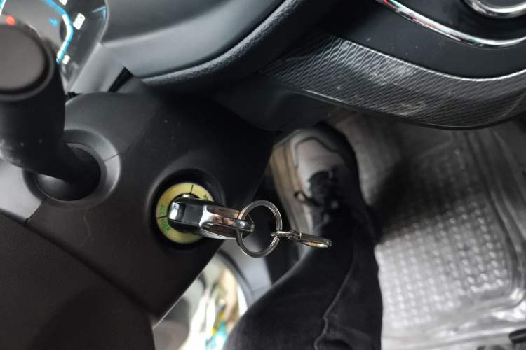 Used Roewe 360 2015 1.5L Automatic Luxury Edition Vehicle Key