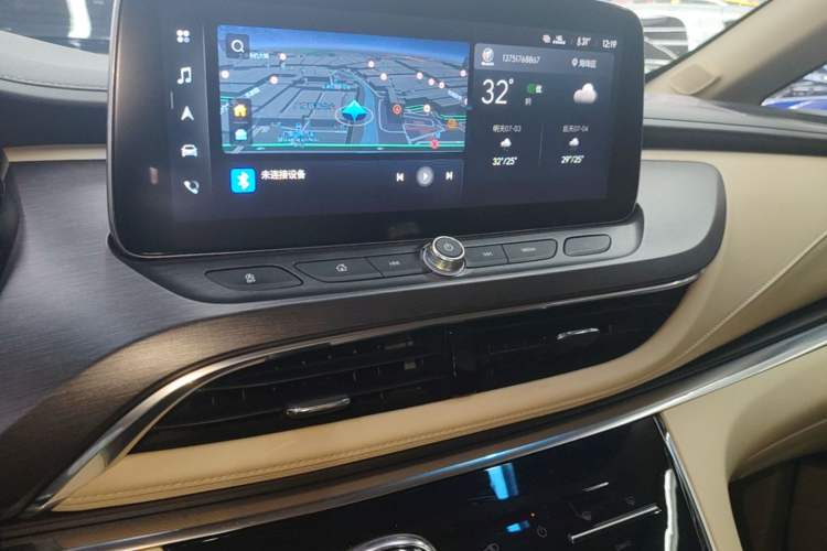 Used Buick GL8 2023 Land Executive Class 652T Luxury Model