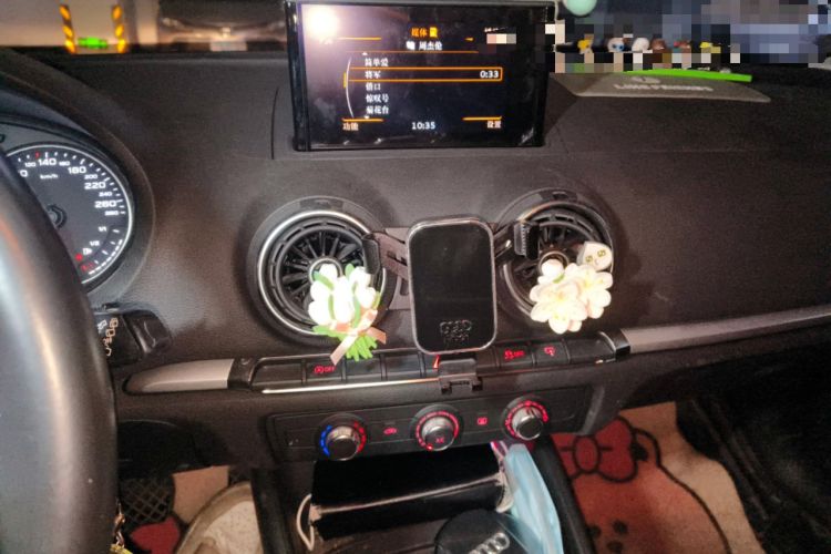 Used Audi A3 2016 Sportback 35 TFSI Ambition Edition Audio And AC Panel