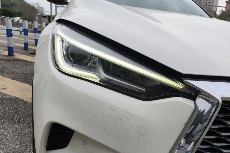 Used Infiniti QX50 2020 2.0T Two-Wheel Drive Fashion Edition Right Front Headlight