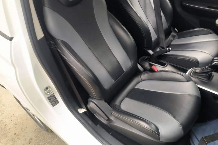 Used Roewe Clever 2022 311km QiQi BoBo Edition
