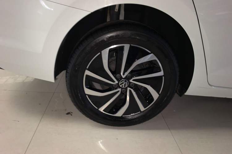 Used Volkswagen Lavida 2023 New Sharp 1.5L Automatic New Wish Edition