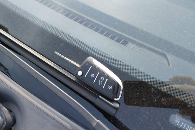 Used JAC Group Refine S3 2016 1.5L Manual Luxury Model
