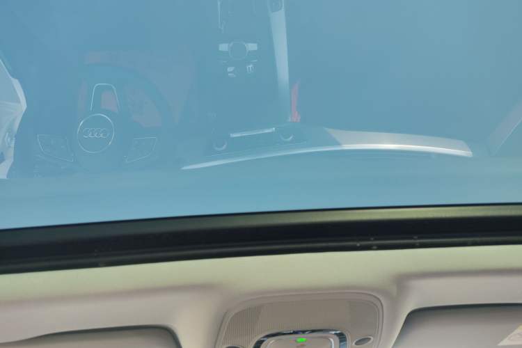 Used Audi A4L 2018 30th Anniversary Edition 40 TFSI Fashion Model
