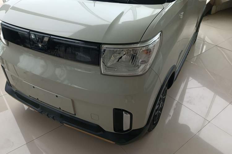 Used Wuling Hongguang MINIEV 2022 GAMEBOY 300km Play Edition Lithium Iron Phosphate Left Front Headlight