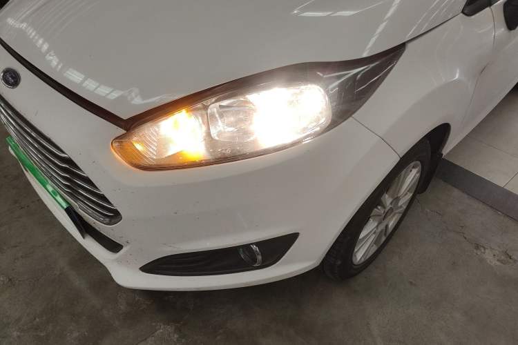 Used Ford Fiesta 2013 Hatchback 1.5L Automatic Prestige Model
