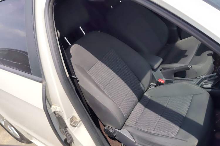 Used Volkswagen Lavida 2018 Classic 1.5L Automatic Fashion Edition China VI Standard Right Front Seat