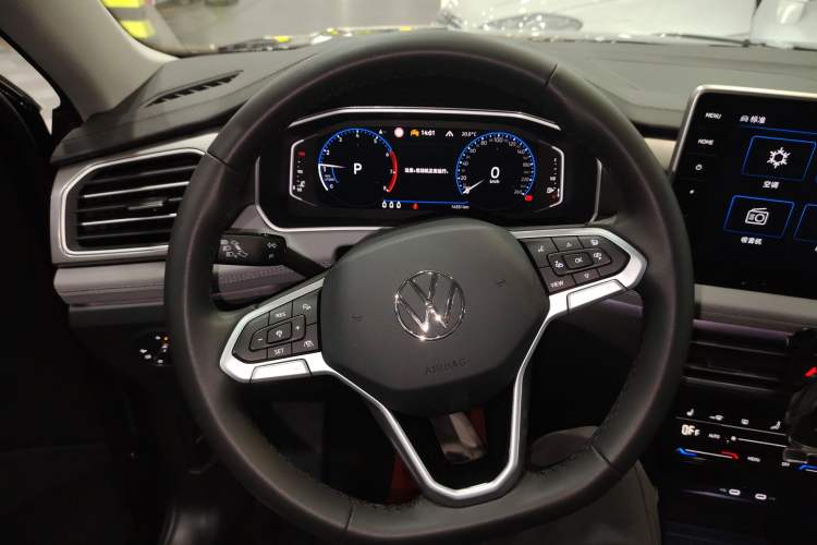 Used Volkswagen Tayron 2024 330TSI Two-Wheel Drive R-Line High-Energy Version Steering Wheel
