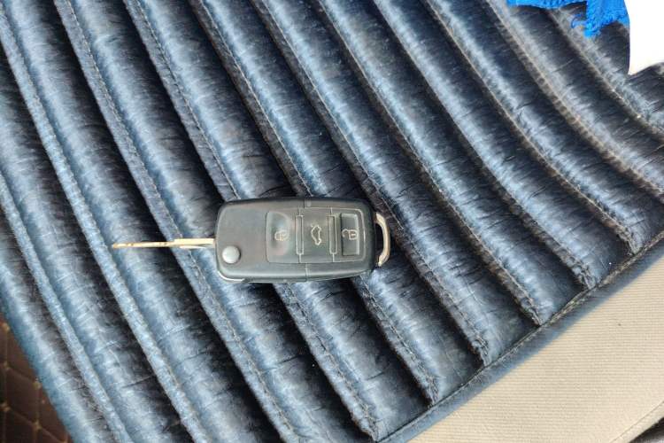 Used Wuling Hongguang 2013 1.2L S Comfort Model China IV Standard
