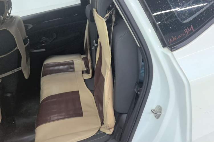 Used Baojun RM-5 2019 1.5L Manual Elite Edition with 24-hour Online Service 5 Seats
