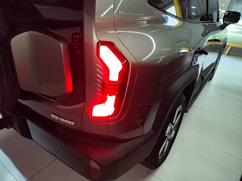 Used Deepal G318 2024 Four-Wheel-Drive Air Suspension Model — 7