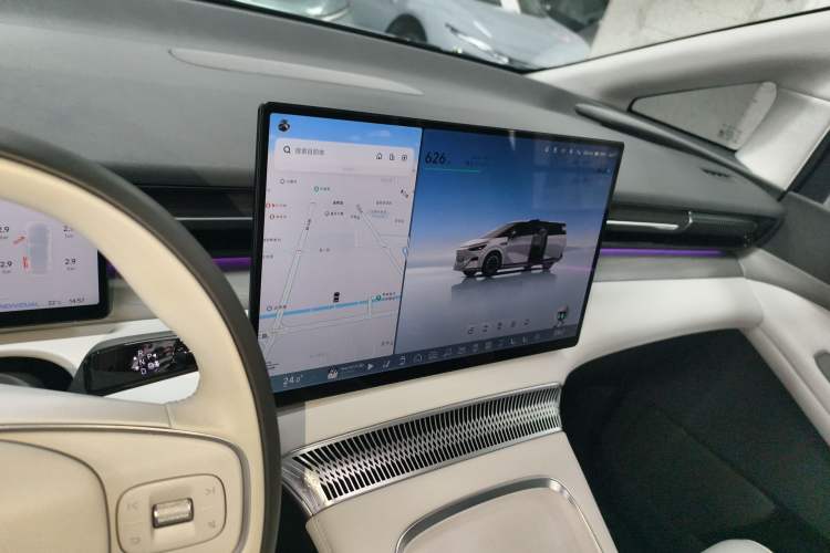 Used XPeng X9 2025 702 Four-Wheel Drive High-Performance Max
