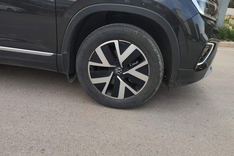 Used Volkswagen Tayron 2024 330TSI Two-Wheel Drive Luxury Plus Advanced Version Exterior 7