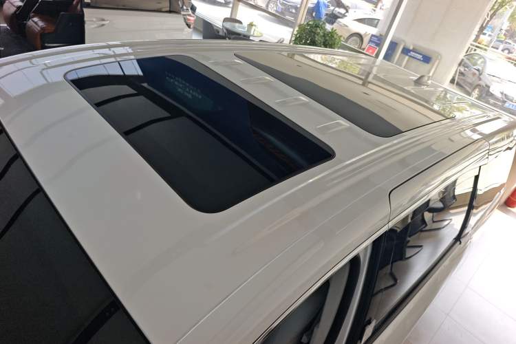 Used Buick GL8 New Energy 2024 Lu Zun Luxury Edition 7-Seater Roof