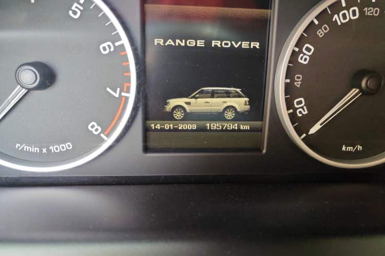 Used Land Rover Range Sport 2010 5.0 NA V8 HSE