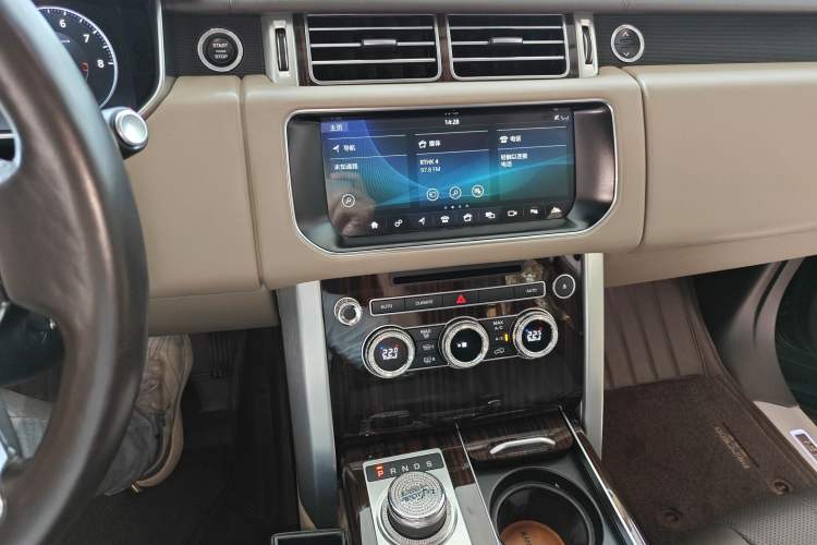 Used Land Rover Range Rover 2016 3.0 SC V6 Vogue Extended Version