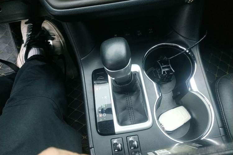 Used Toyota Highlander 2015 2.0T Four-Wheel Drive Luxury Edition 7-Seater