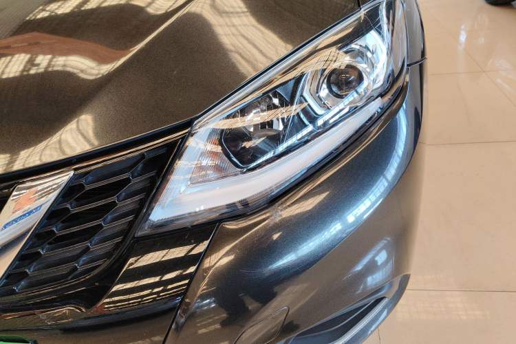 Used Nissan Tiida 2021 1.6L CVT Smart Drive Edition
