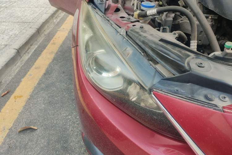 Used Mazda Mazda 3 Axela 2016 Sedan 1.5L Automatic Comfort Model
