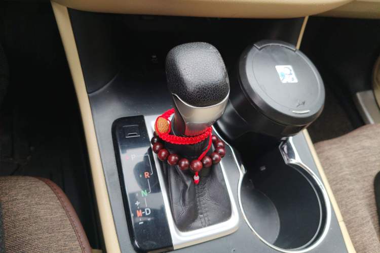 Used Toyota Highlander 2018 2.0T Four-Wheel Drive Elite Edition 7 Seats China VI Standard Gear Lever