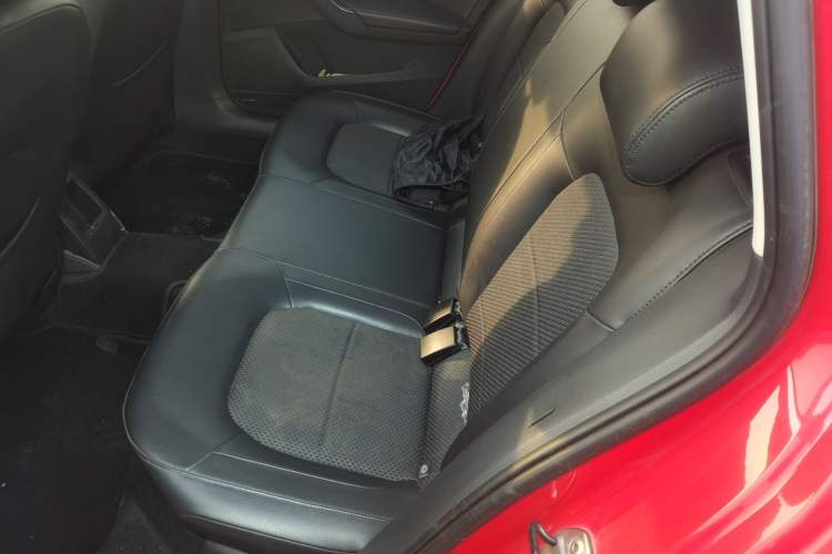 Used Skoda Rapid Spaceback 2014 1.6L Automatic Enjoyment Edition