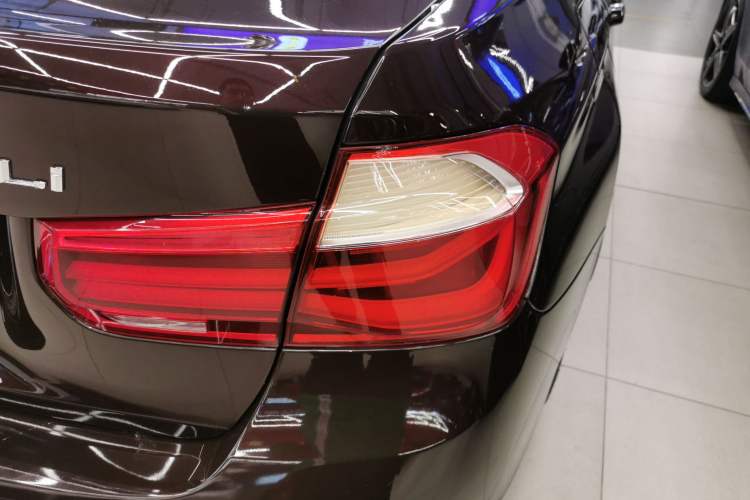 Used BMW 3 Series 2017 320Li Fashion Model
