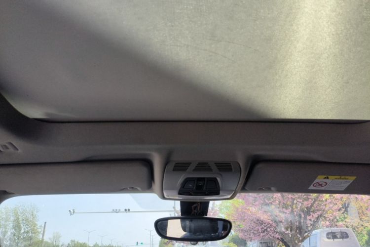 Used BMW X1 2016 sDrive18Li Premium Edition Headliner