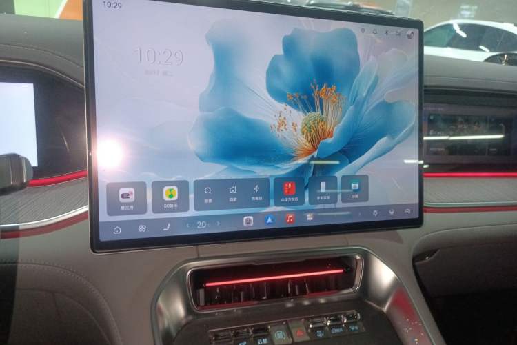 Used Denza N9 2025 Flagship Model
