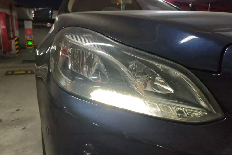 Used Mercedes-Benz E-Class 2015 E 260 L Sport Edition