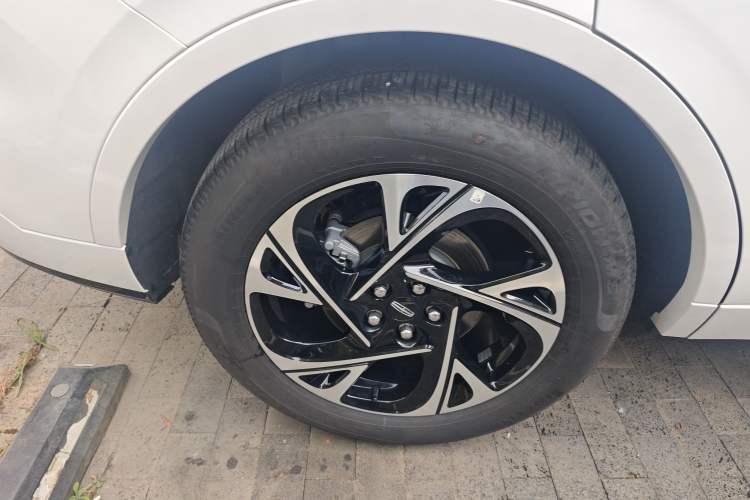 Used Lincoln Nautilus 2025 2.0T All-Wheel-Drive Luxury Hybrid Edition
