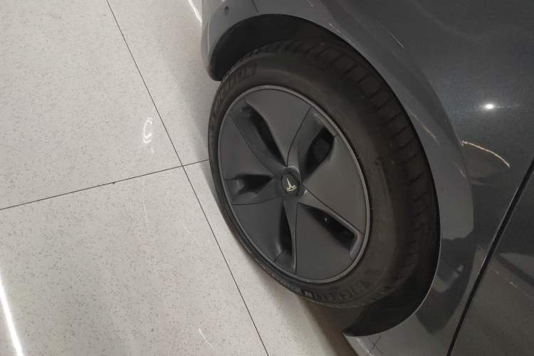 Used Tesla Model 3 2019 Standard Range Rear-Drive Upgraded Version