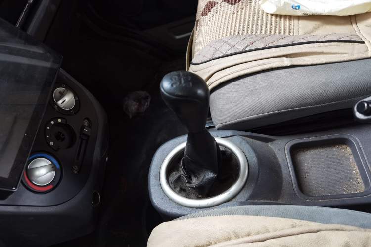 Used BAIC Weiwang 306 2016 1.0L Basic Version 7-Seater LJ465
