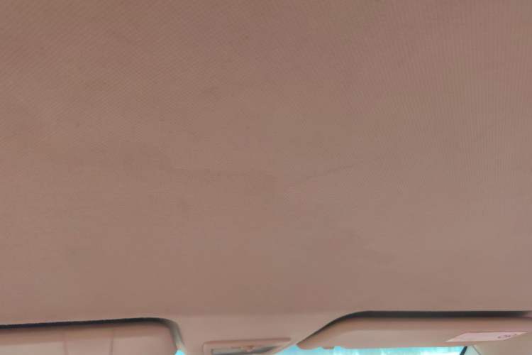 Used Baojun 730 2014 1.5L manual Comfort ESP version 7 seats Headliner