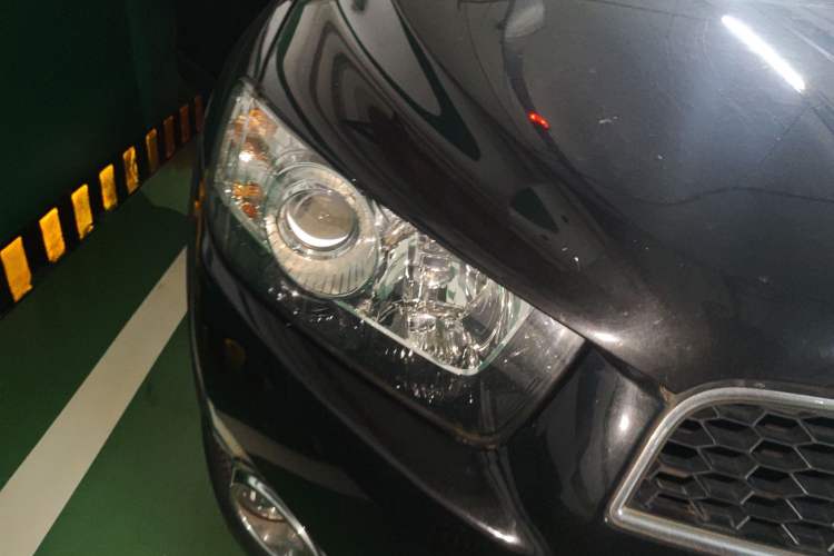 Used Chevrolet Captiva 2014 2.4L 4x4 Flagship Edition 7 Seats