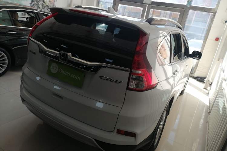 Used Honda CR-V 2016 2.0L Two-Wheel Drive Classic Edition