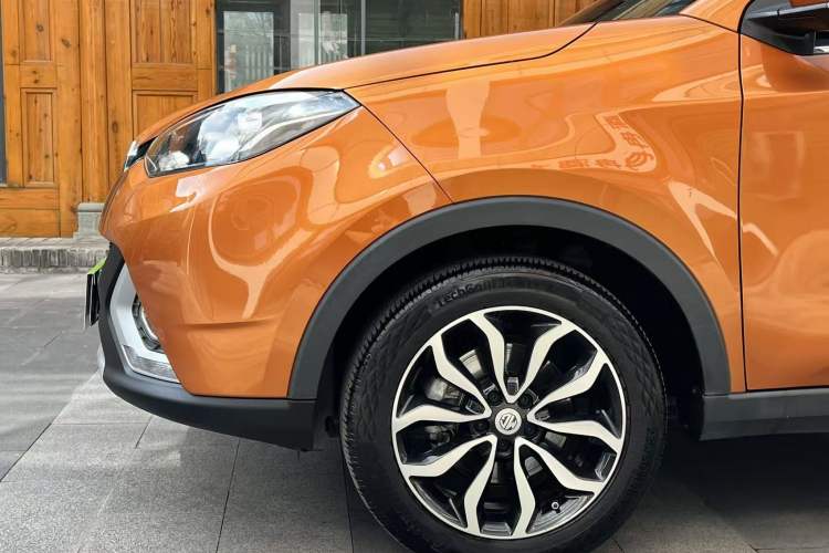 Used MG GS 2015 1.5TGI TST Luxury Edition Left Front Wheel Hub