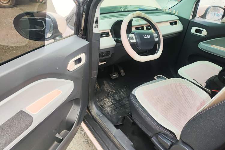 Used Chery QQ Ice Cream 2022 170km Sundae Phosphate Lithium-Ion