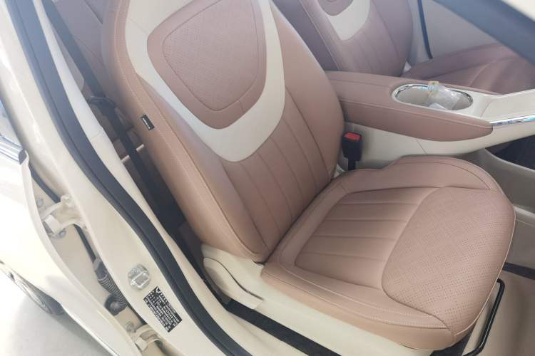 Used Wuling Bingo 2025 410 km Lingxi Deluxe Edition Right Front Seat