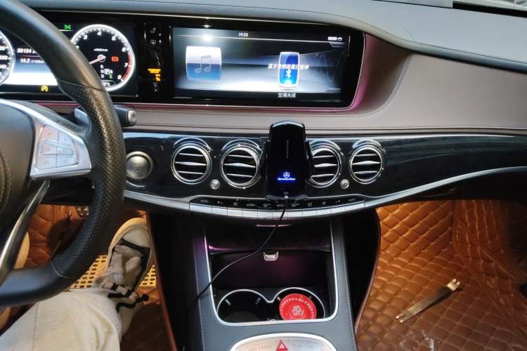 Used Mercedes-Benz S-Class 2016 S 400 L 4MATIC Audio And AC Panel