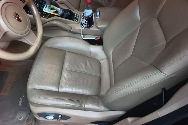 Used Porsche Cayenne 2011 Cayenne S Hybrid 3.0T Left Front Seat