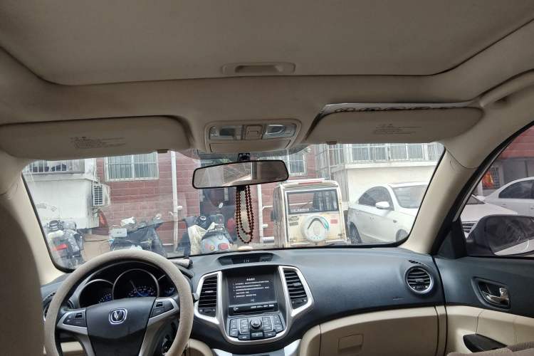 Used Changan Eado 2015 1.6L Manual Luxury Model China V Standard
